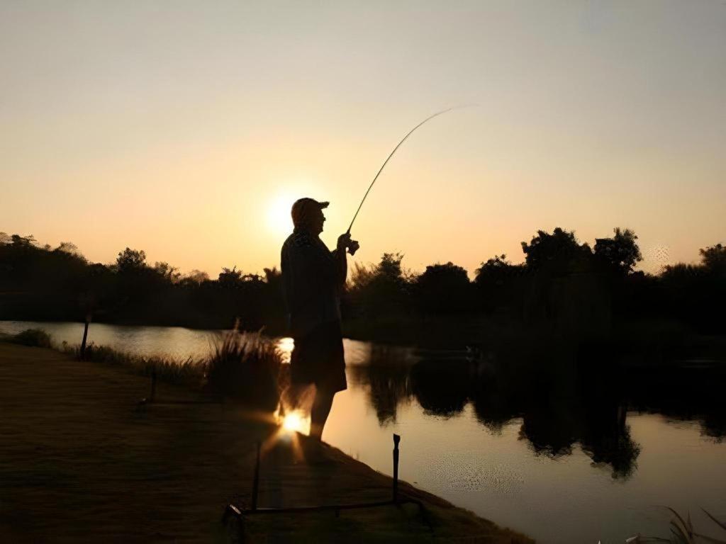 Greenfield Valley Fishing Resort HHQ Exterior photo