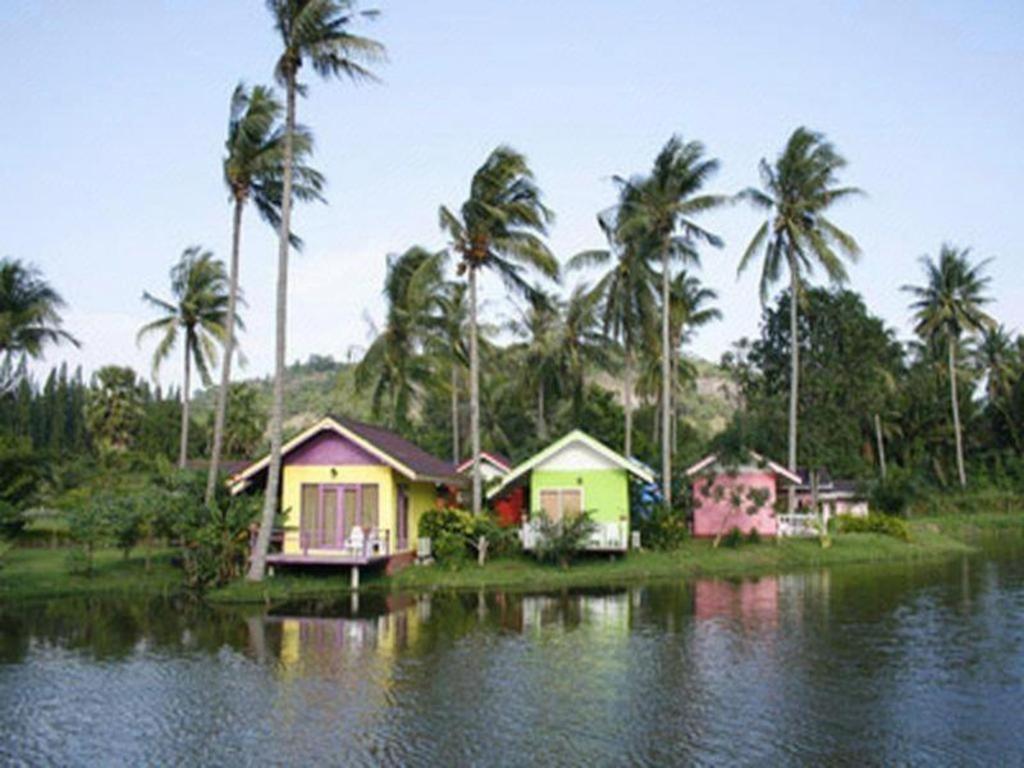 Greenfield Valley Fishing Resort HHQ Exterior photo
