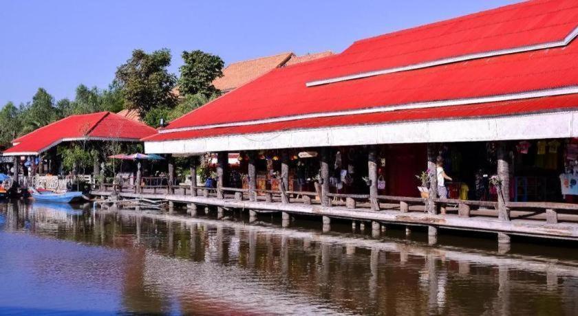Greenfield Valley Fishing Resort HHQ Exterior photo