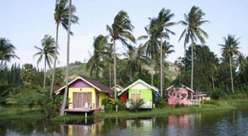 Greenfield Valley Fishing Resort HHQ Exterior photo